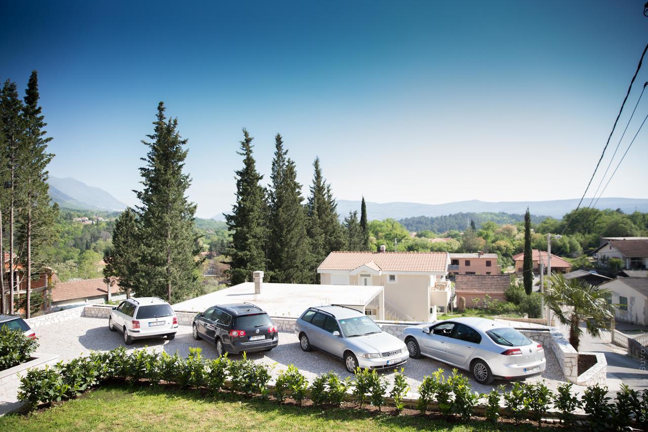 Apartments Sunny Hill Тиват Екстер'єр фото