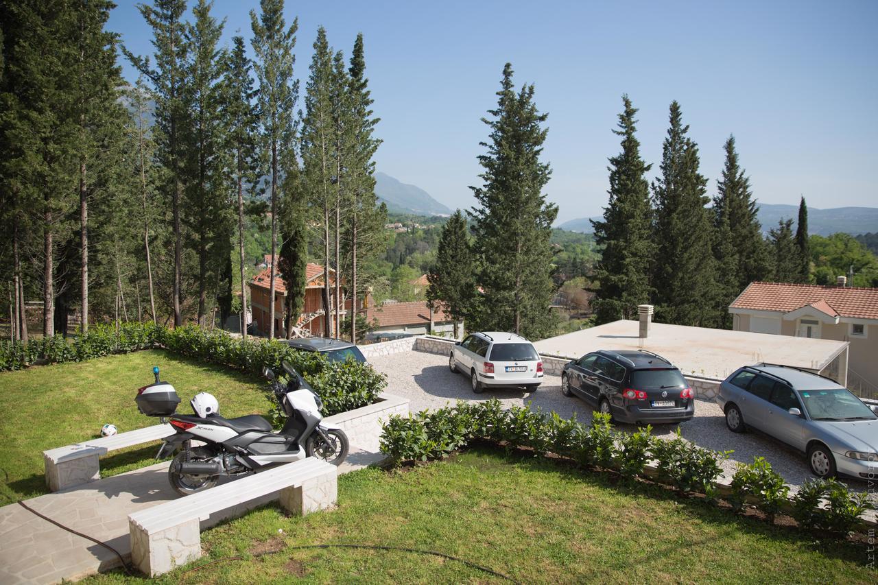 Apartments Sunny Hill Тиват Екстер'єр фото