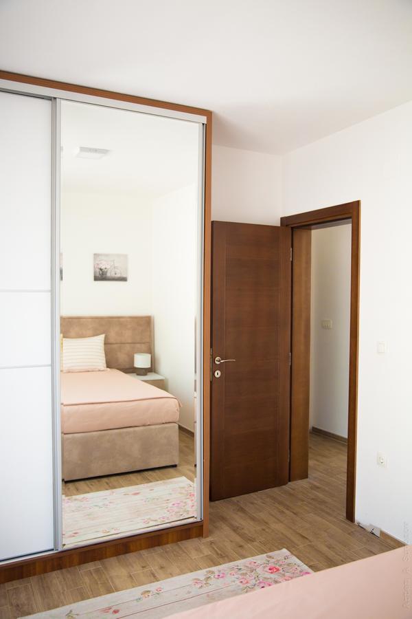 Apartments Sunny Hill Тиват Екстер'єр фото