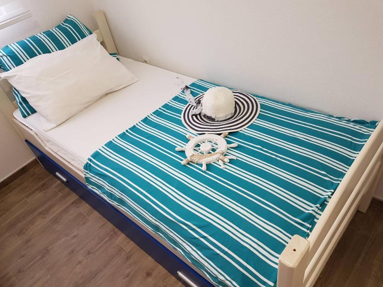 Apartments Sunny Hill Тиват Екстер'єр фото